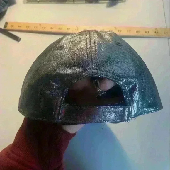 Disney Parks Womens Baseball Hat Silver Sparkly Embroidered Mickey Adjustable - Picture 6 of 6